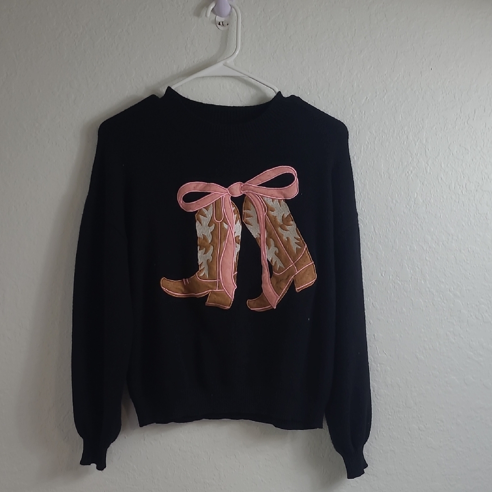 Threaded Leaf Cowboy Boots Black Sweater with Pink Boot Design Size S